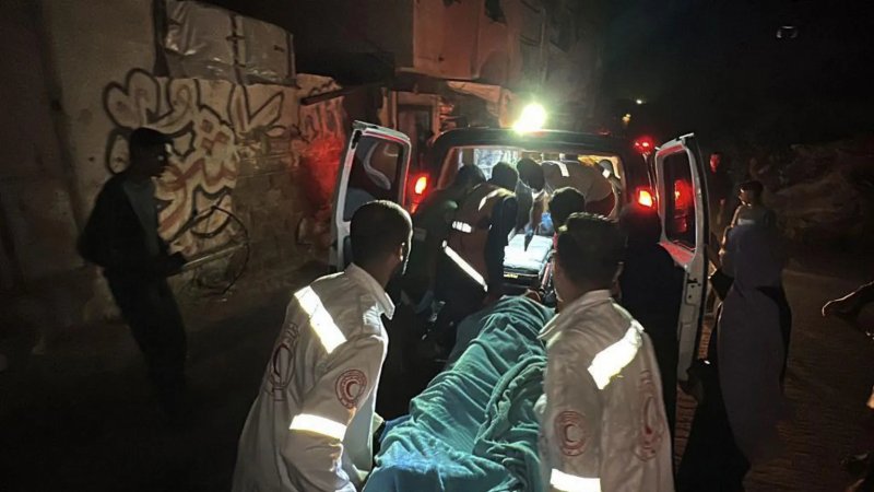 Israeli strikes kill 33 in Gaza, Hamas-run civil defence says,