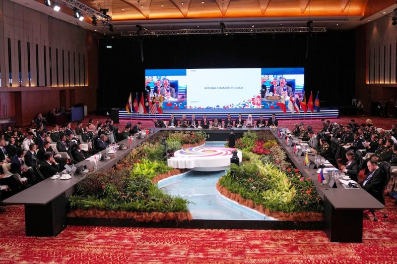 Pentagon chief holds key talks with China, India at ASEAN summit as Indo-Pacific tensions rise