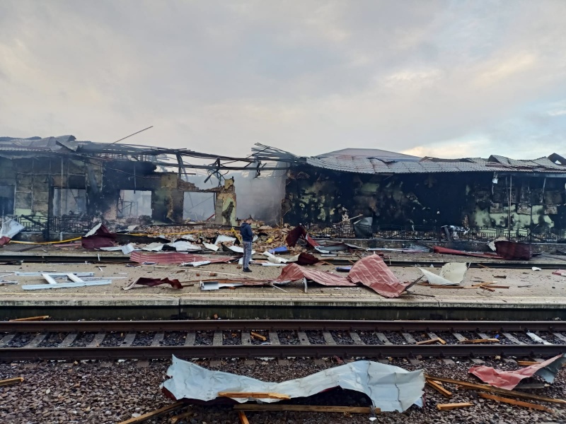 Russia strikes Ukraine’s railway infrastructure, causing widespread disruption 