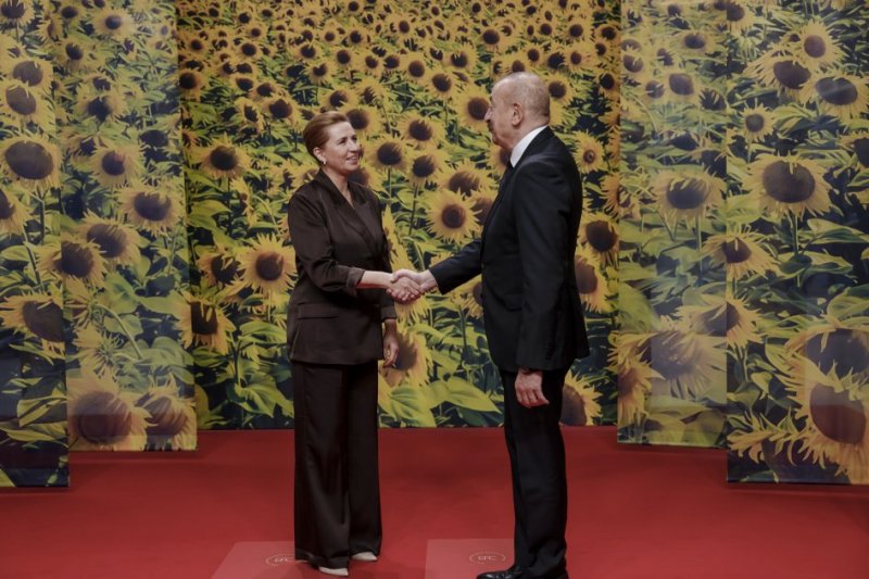 President Aliyev attends opening ceremony of 7th European Political Community Summit