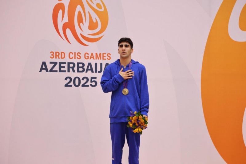 Azerbaijani gymnast claims gold medal at 3rd CIS Games