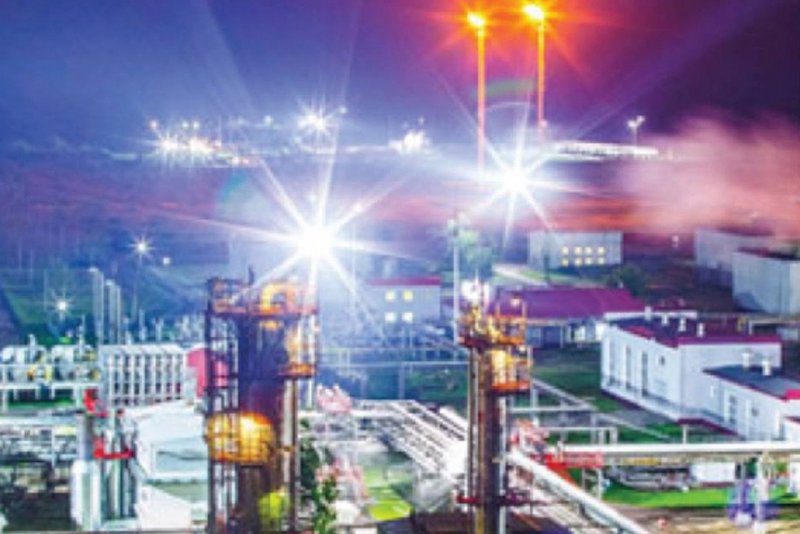 Drone attack sparks fire at Lukoil gas plant in Russia  -VIDEO 