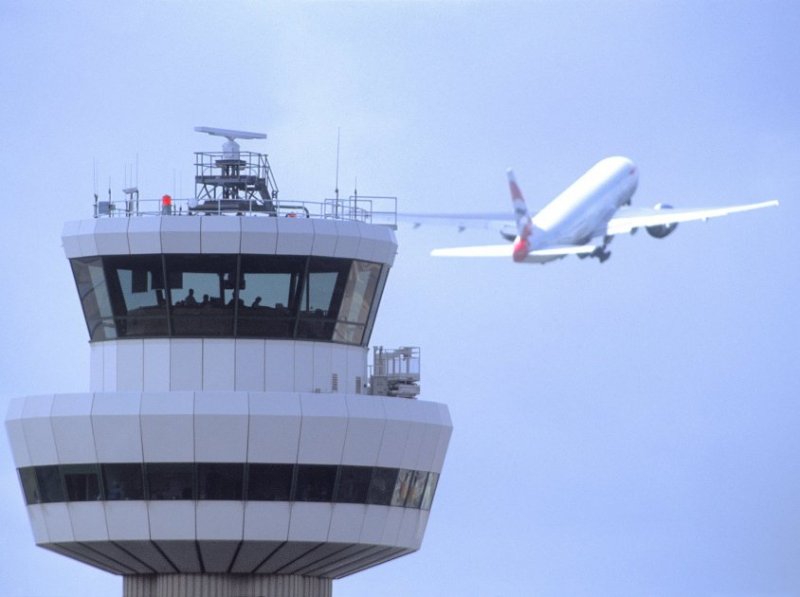 News about - Azerbaijan's State Oil Fund partners with GIP to invest £50 million in Gatwick Airport