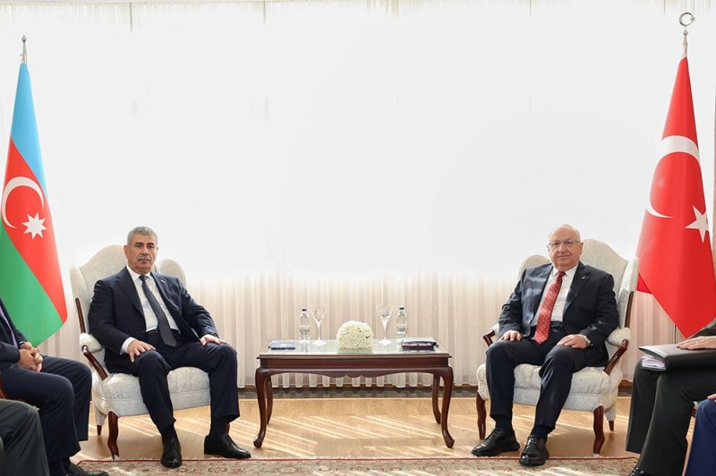 Azerbaijan, Türkiye discuss military cooperation, regional security