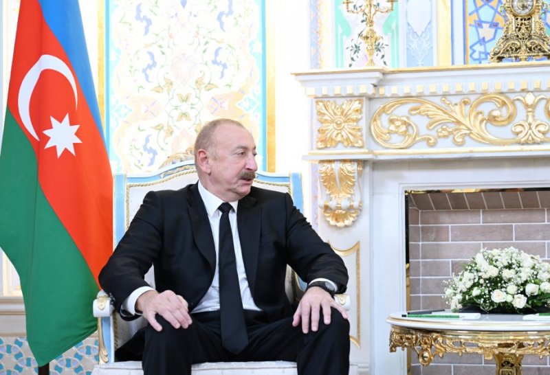 Azerbaijani president thanks Putin for overseeing AZAL plane crash investigation 