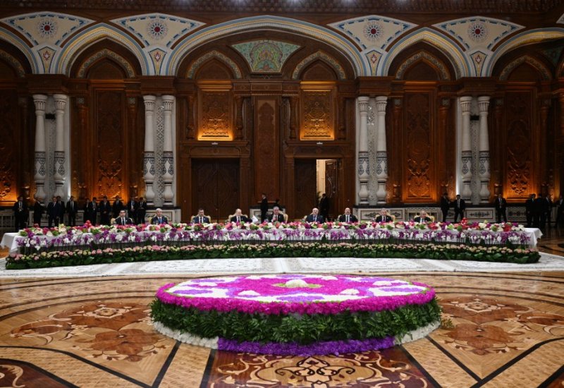 Azerbaijan's president attends official banquet for CIS leaders in Dushanbe