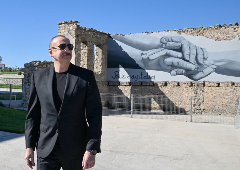President Aliyev opens first phase of rebuilt Horovlu village in Jabrayil