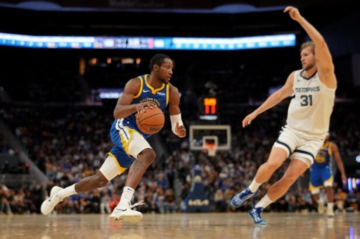 Kuminga shines as Warriors beat Grizzlies 131-118