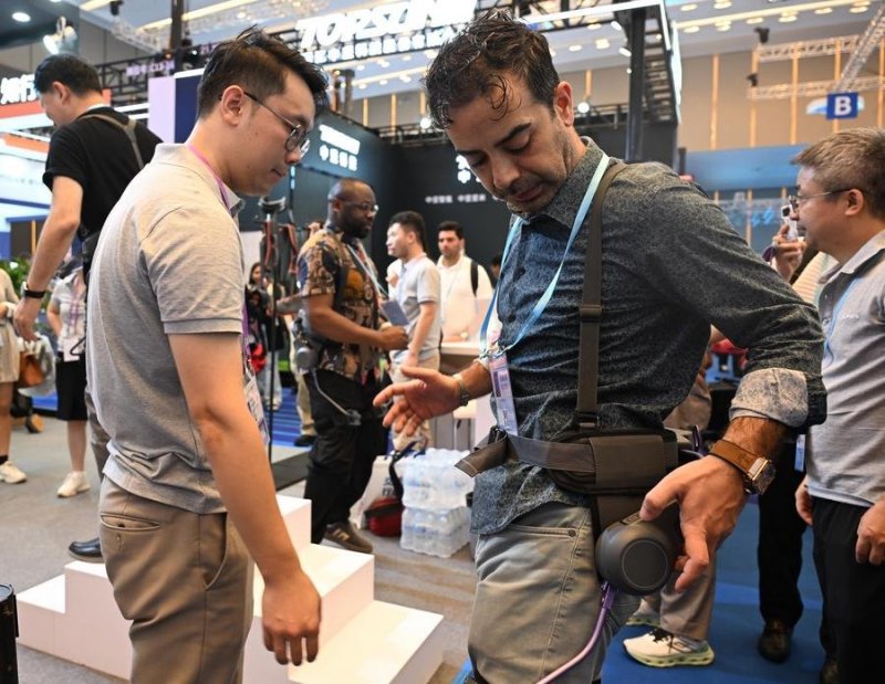 News about - China's Canton Fair showcases cutting-edge robotics and innovations -  PHOTOS 