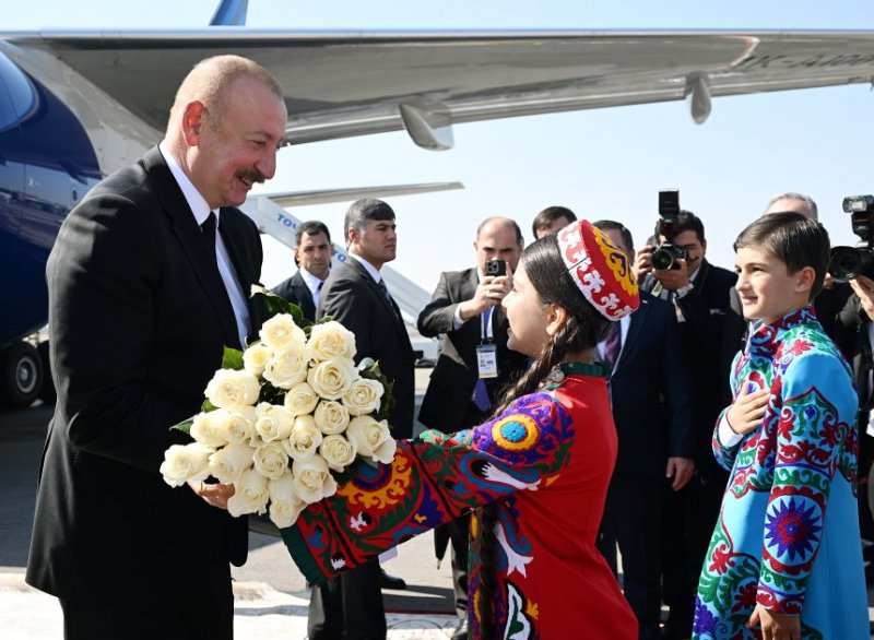 News about - Azerbaijani president arrives in Dushanbe for CIS summit