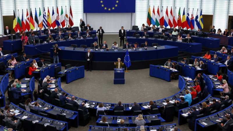 EU lawmakers call for halt to UNRWA funding over terror ties