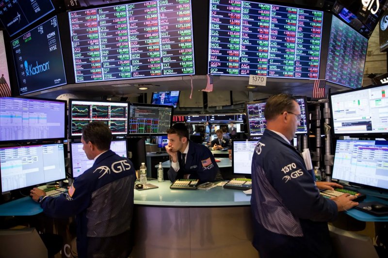 US bank scandals spark global market sell-off