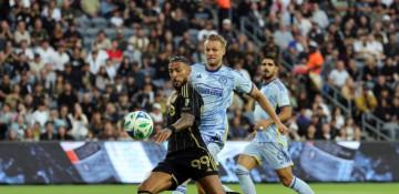 Bouanga’s late strike lifts LAFC to fifth straight victory