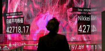 Japan key stock index surges to record high 