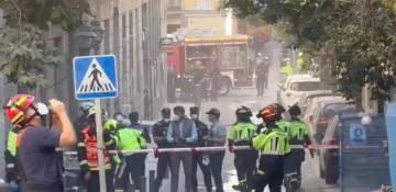 Building partly collapses in central Madrid -  VIDEO 