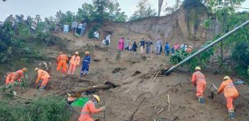 At least 18 dead as landslide hits bus in northern India
