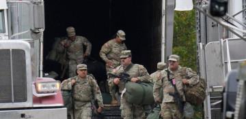 Hundreds of US National Guard troops deployed to Chicago