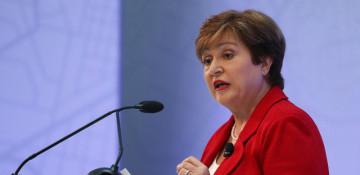 IMF chief: World economy better than expected, but risks remain