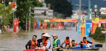 Death toll from Typhoon Matmo rises to 10 in Vietnam 