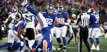 Giants shock Super Bowl champion Eagles with 34-17 victory