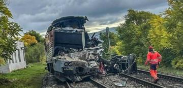 About 100 injured as two trains collide in Slovakia -  VIDEO 