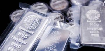 Silver skyrockets to new heights on historic short squeeze