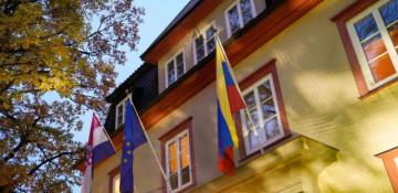 Venezuela closes embassy in Oslo