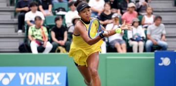 Naomi Osaka fights through pain to reach Japan Open quarterfinals