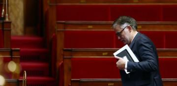 France’s socialists push billionaire tax after pension reform concession 