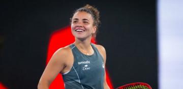 Paolini edges Bencic in Ningbo Open, keeps WTA finals hopes alive