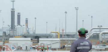 EU set to cut Russian gas to Hungary and Slovakia despite objections