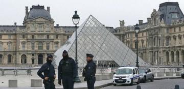 France to tighten security at cultural sites after Louvre heist