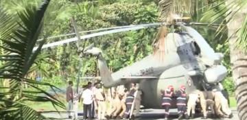 Helipad tarmac sinks as Indian president's helicopter lands in Kerala -  VIDEO 