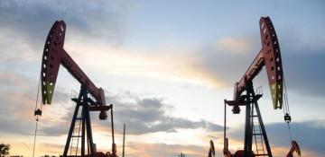 U.S. sanctions on Russian oil push India to reassess its energy imports