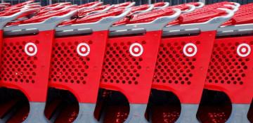 Global firms slash jobs amid weak sentiment, AI push 