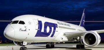 LOT Airlines flight from Poland makes emergency landing in Baku