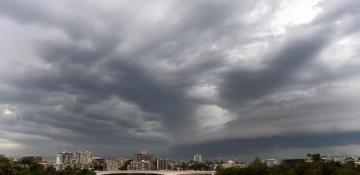 Over 90,000 households in Australia left without power due to storm  -VIDEO 