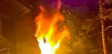 Russia launches new drone strike on Zaporizhzhia, fire erupts in administrative building 