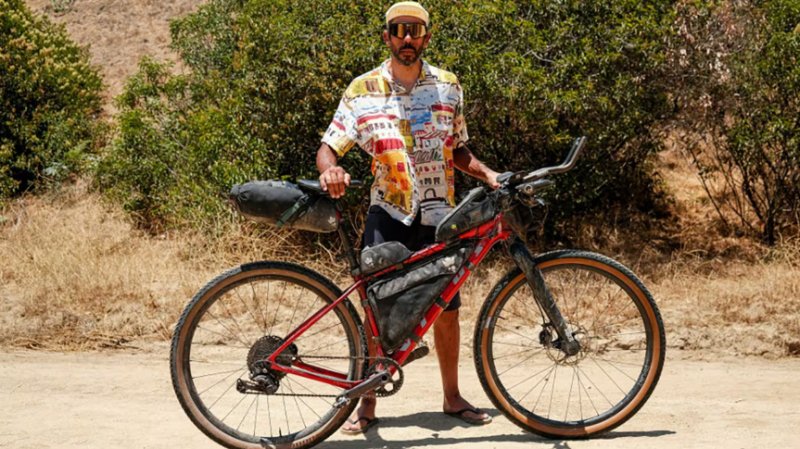 French cyclist freed by Russian court after border crossing case 