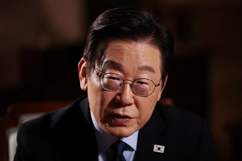South Korea freezes government asset sales after “too cheap” concerns