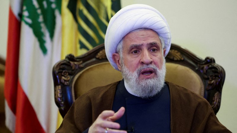 Qassem pledges Hezbollah will hold onto weapons, insists on Israeli withdrawal