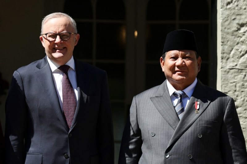 Australia, Indonesia sign historic security pact to boost regional stability