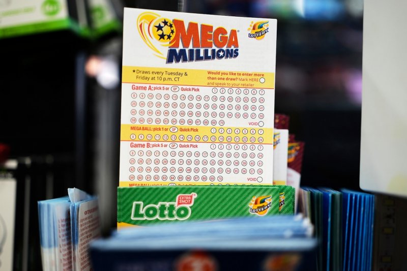 Mega Millions jackpot nears historic $1 billion mark