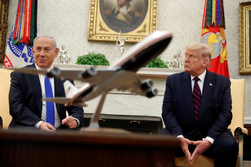 Trump urges Israeli President to pardon Netanyahu in corruption case