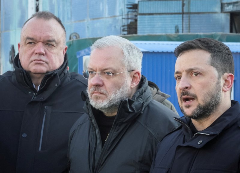 EU urges Ukraine to tackle corruption following energy scandal