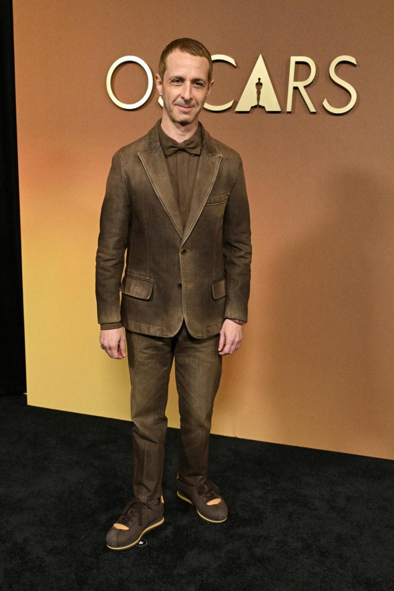 News about -  In Photos:  Jennifer Lopez, Cynthia Erivo among celebrities at Governors Awards red carpet