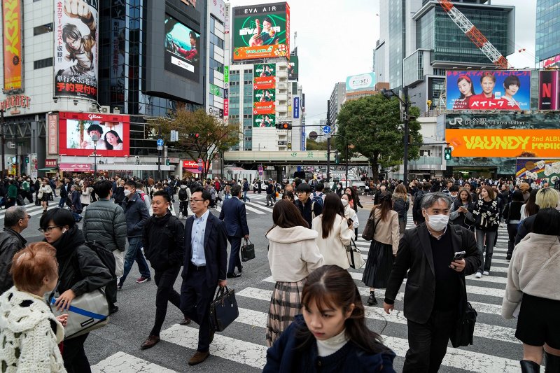 Japan's economy shrinks for first time in six quarters 