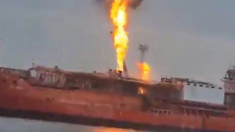 Romania evacuates border village after Russian drone attack sparks LPG fire in Ukraine -  VIDEO 