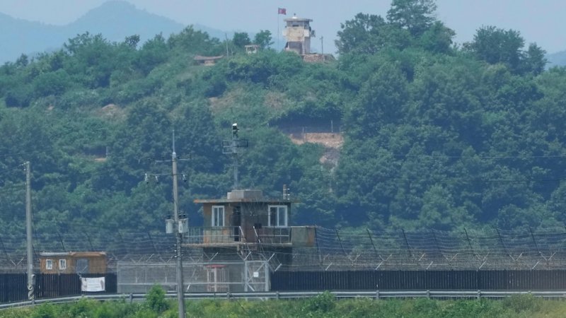 S. Korea proposes military talks with N. Korea to prevent border clashes