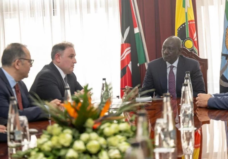 Azerbaijani defence industry minister visits Kenya to deepen military-technical ties